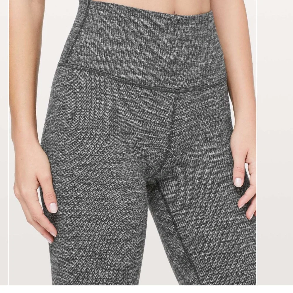 Lululemon Wunder Under high waisted full length Gray knit Leggings size 8 - Picture 3 of 9
